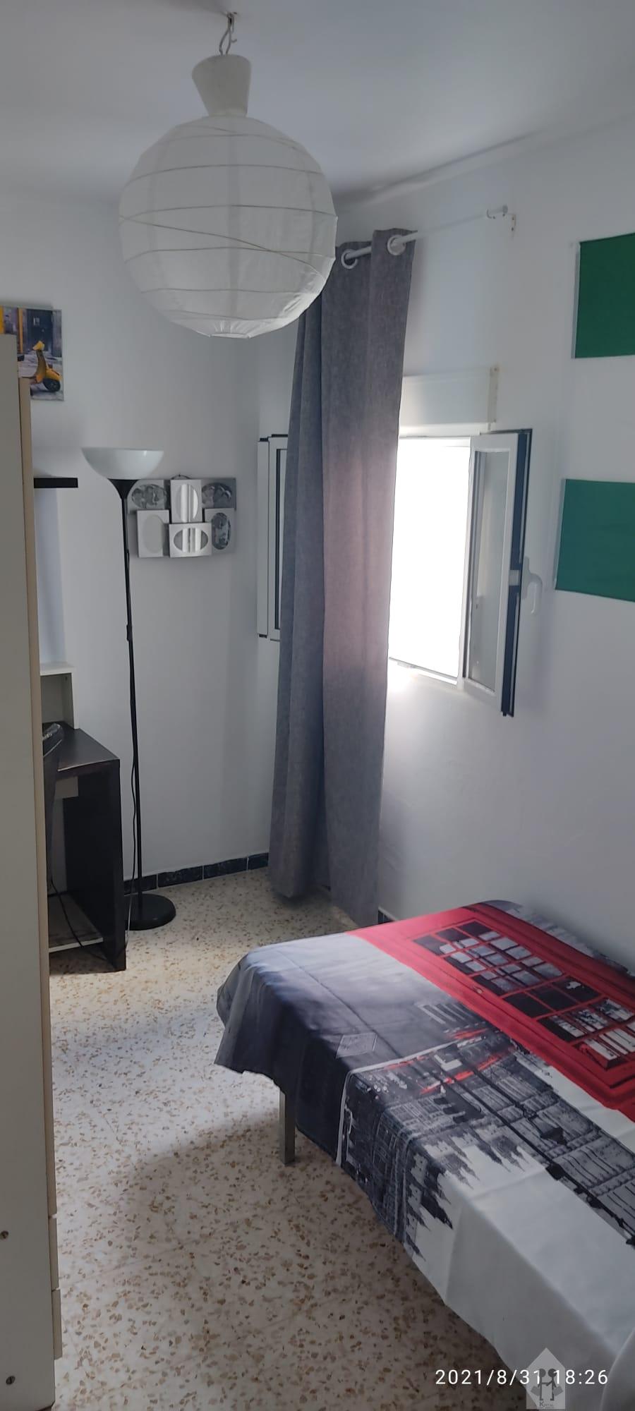 For rent of flat in Sevilla