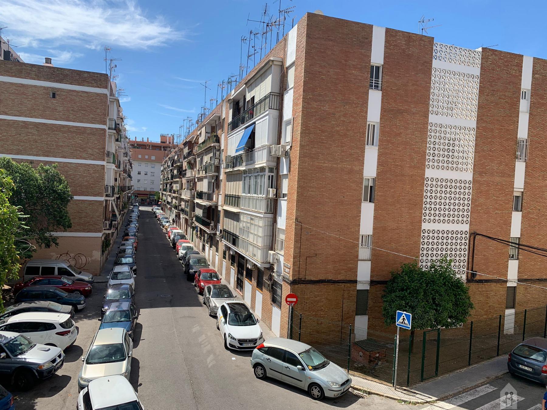 For rent of flat in Sevilla