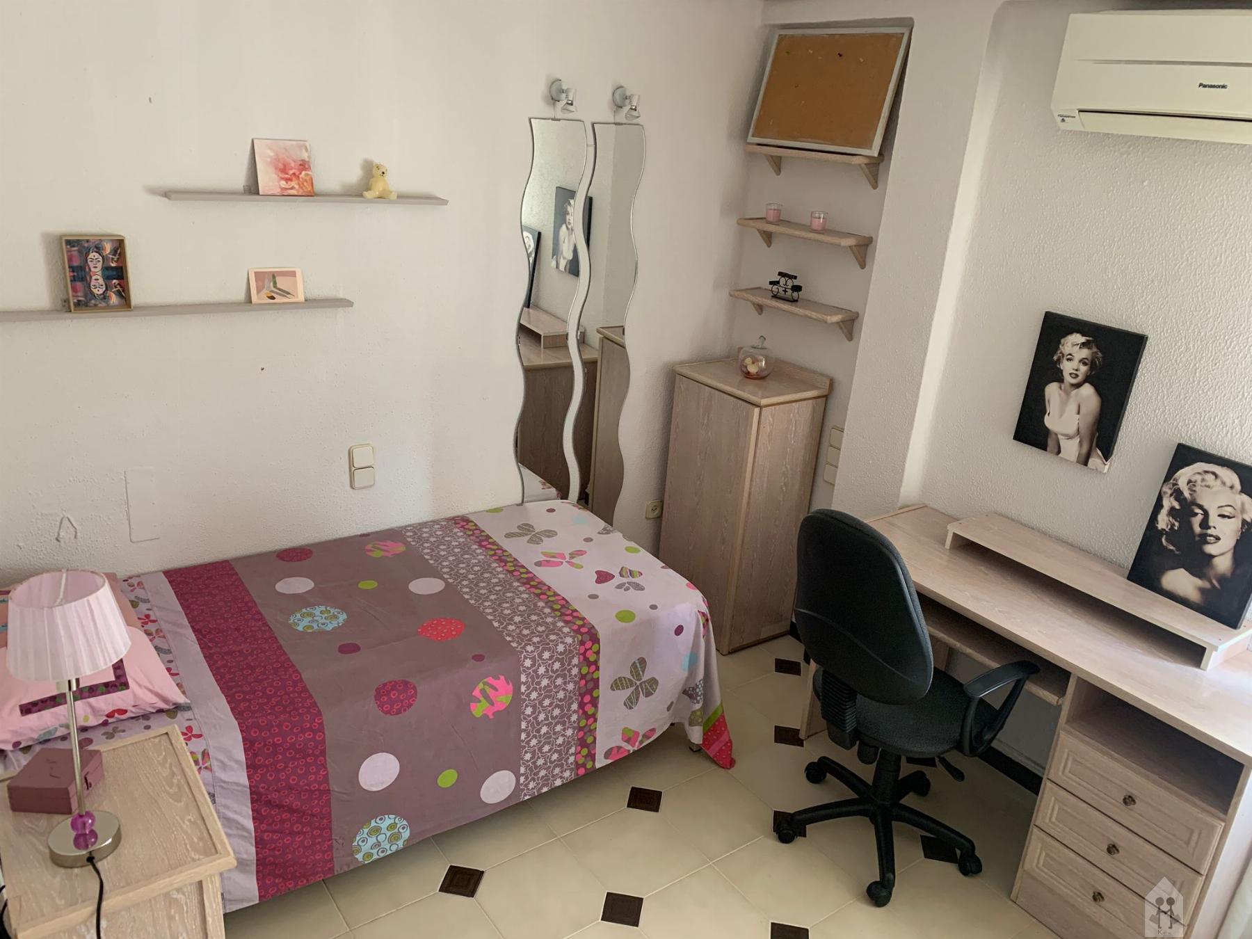 For rent of flat in Sevilla