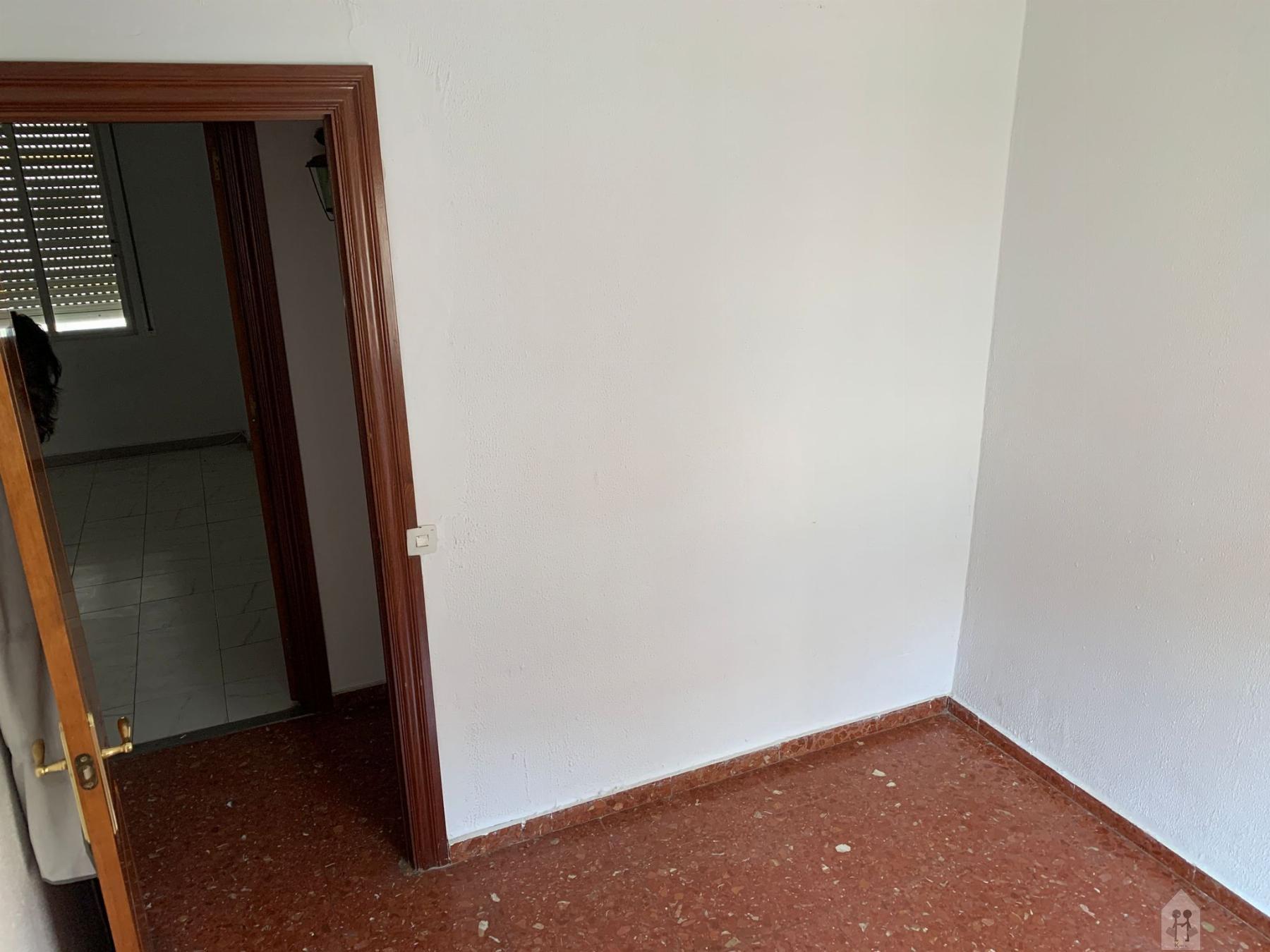 For sale of flat in Sevilla