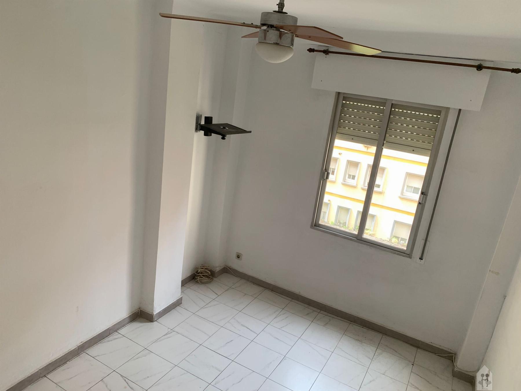 For sale of flat in Sevilla