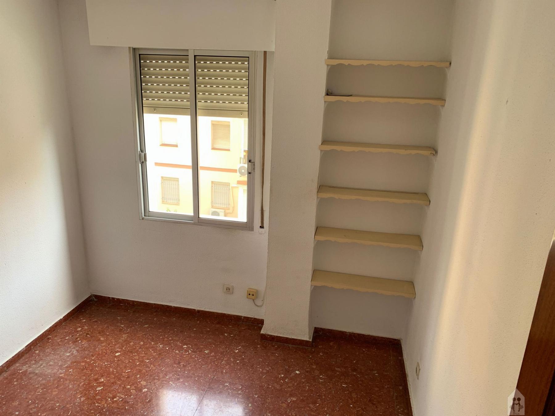 For sale of flat in Sevilla