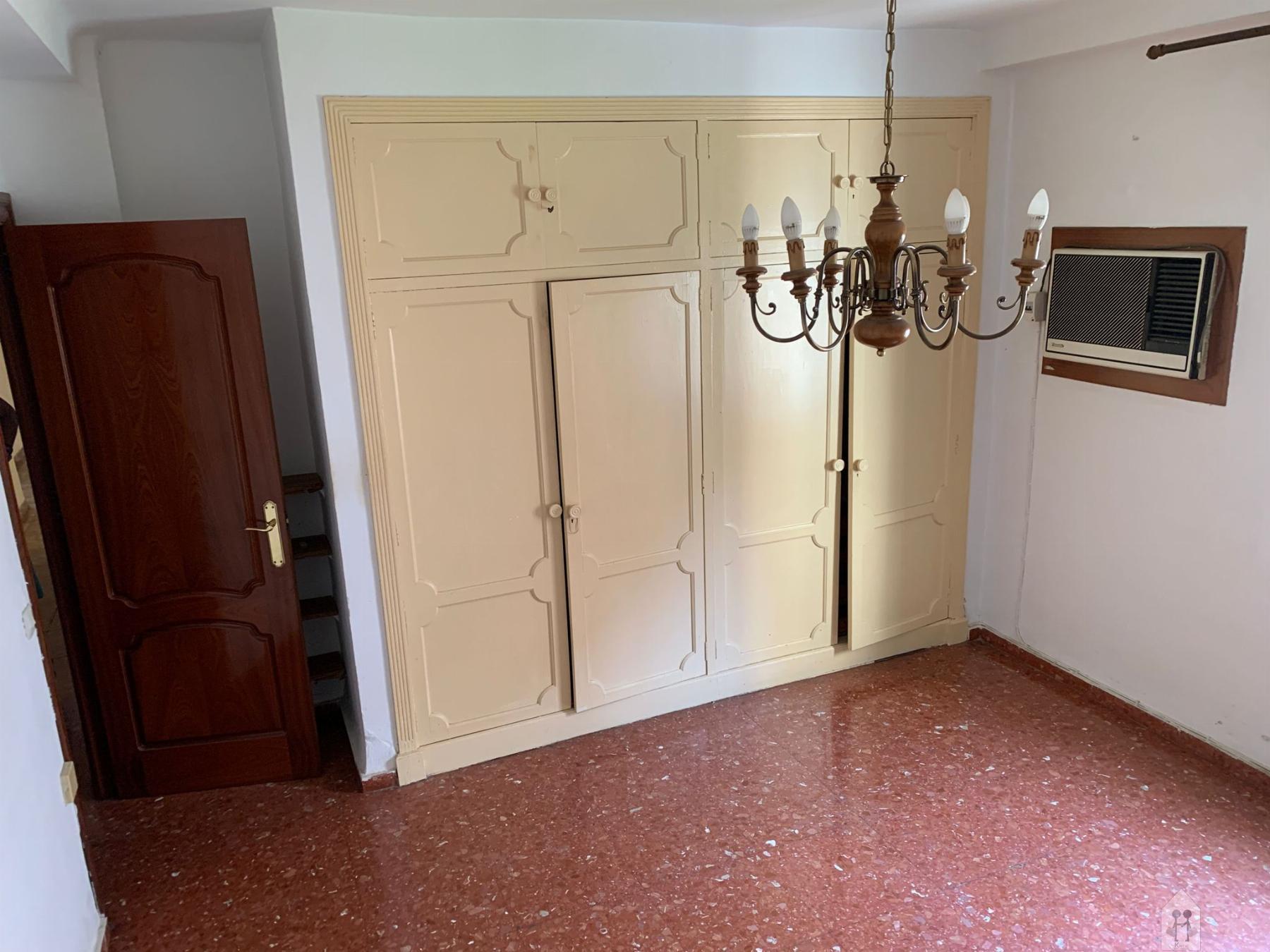 For sale of flat in Sevilla