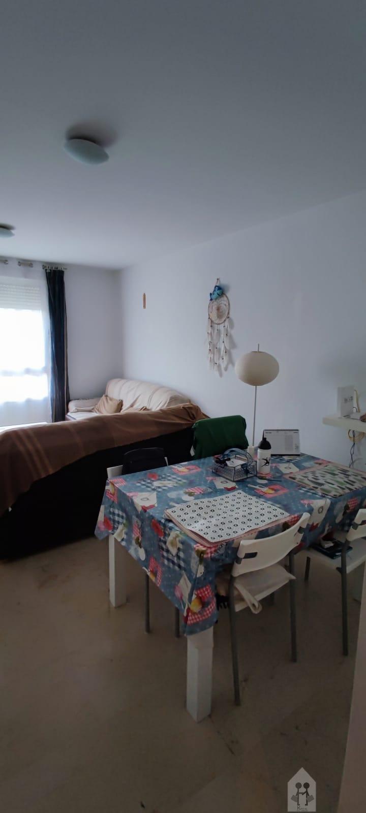 For sale of flat in San Juan de Aznalfarache