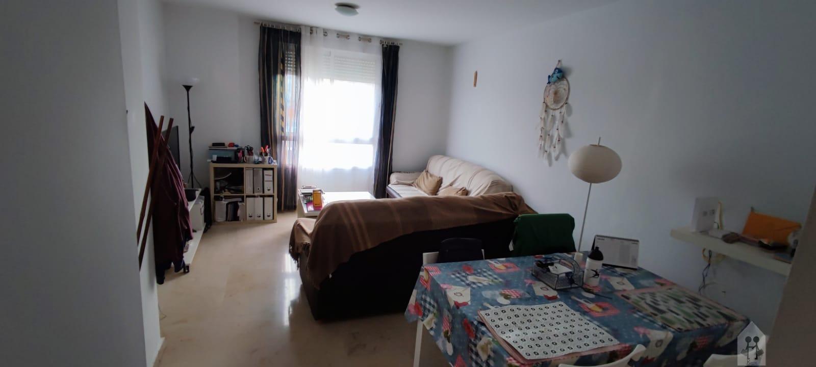 For sale of flat in San Juan de Aznalfarache