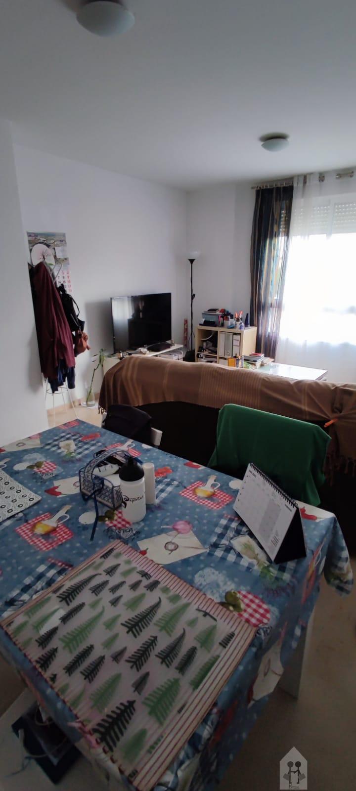 For sale of flat in San Juan de Aznalfarache