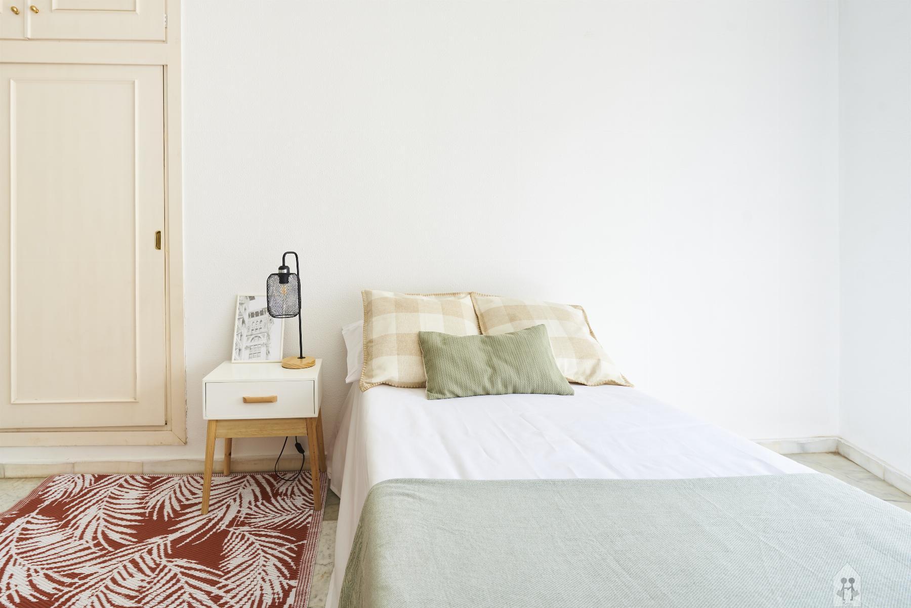 For sale of flat in Sevilla