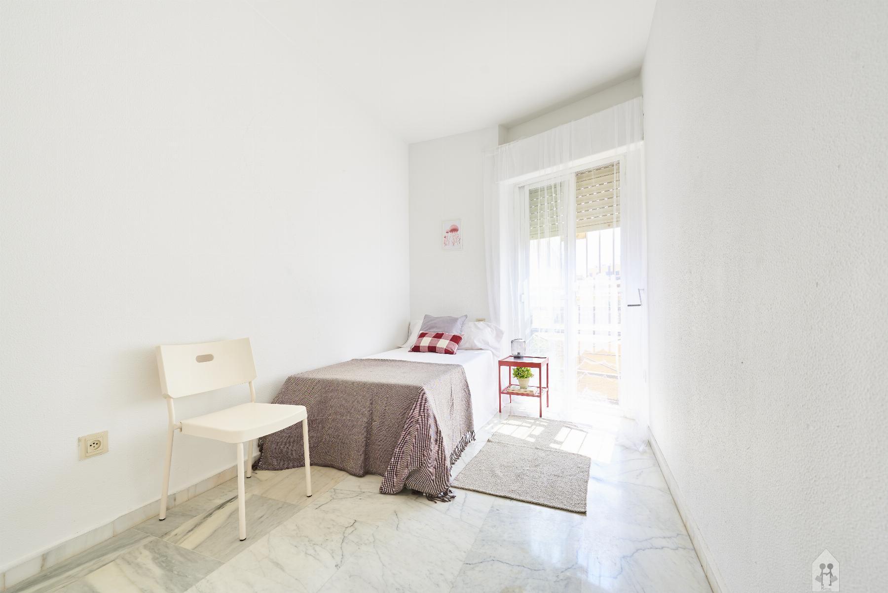 For sale of flat in Sevilla