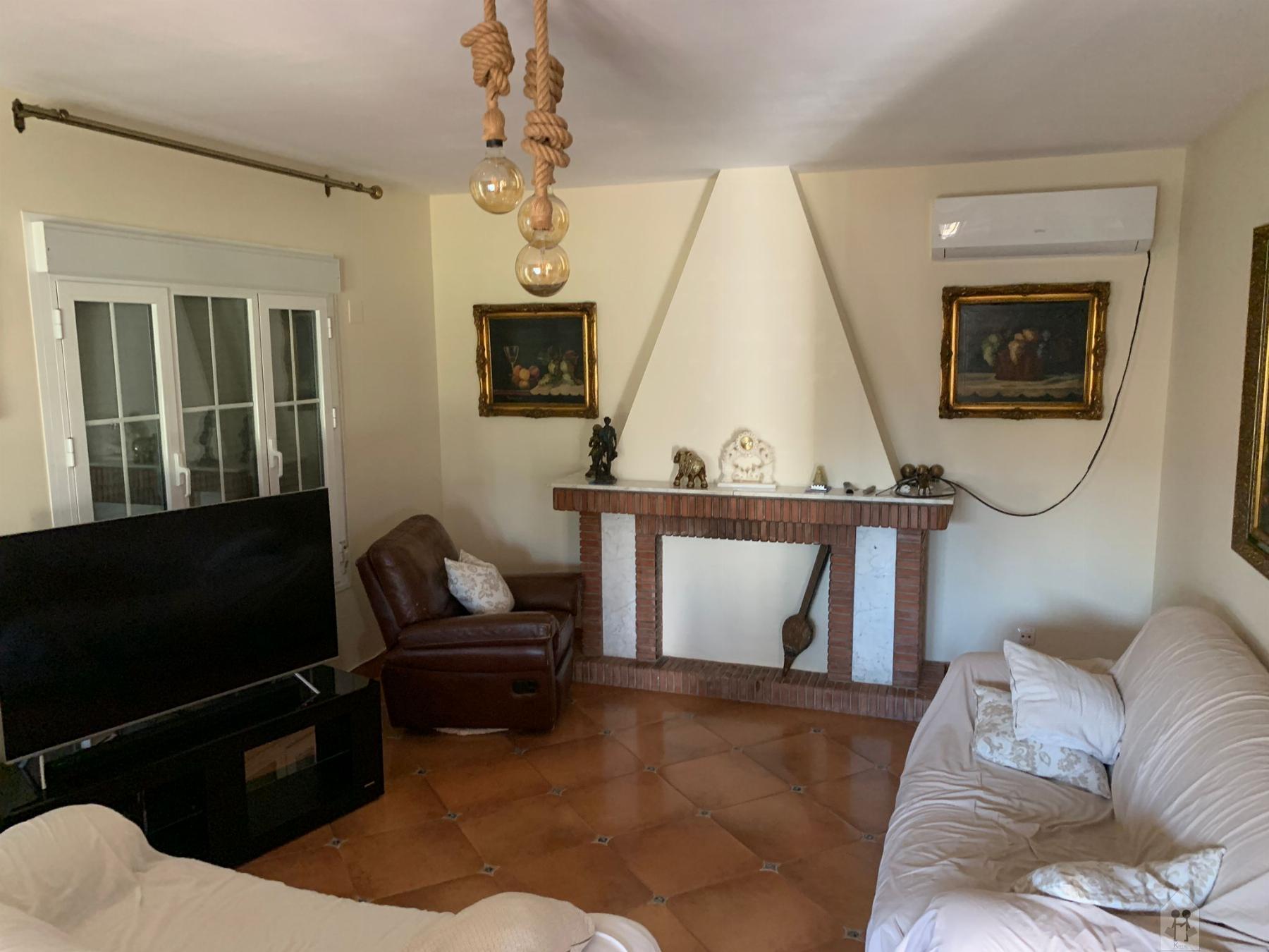 For sale of chalet in Espartinas
