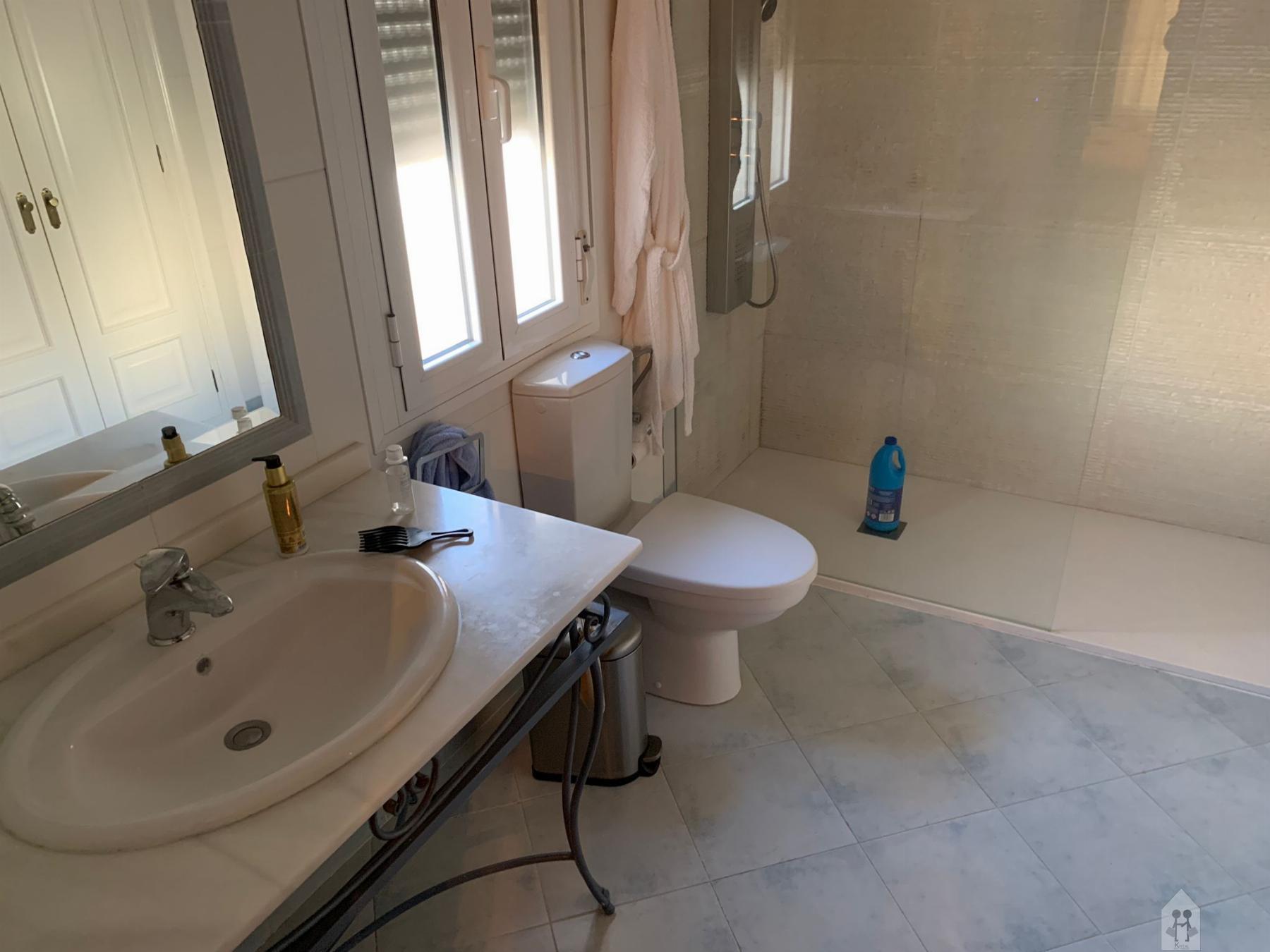 For sale of chalet in Espartinas