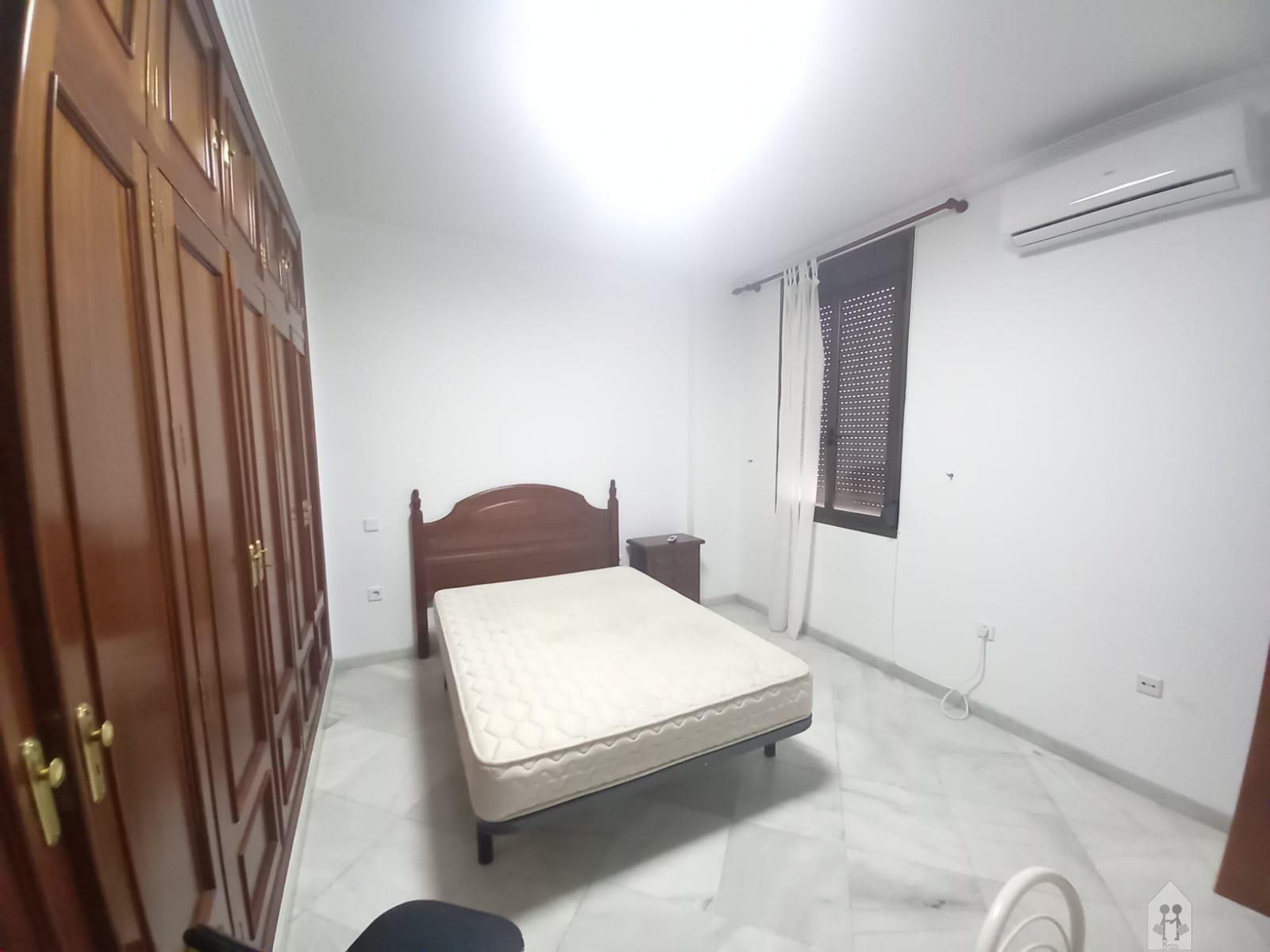 For sale of flat in Sevilla