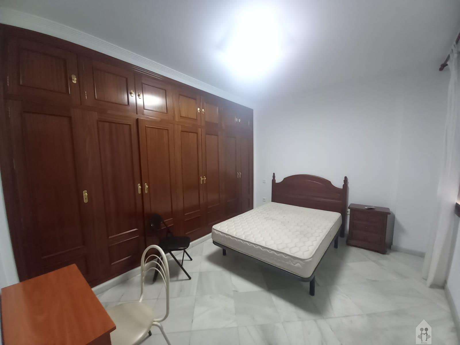 For sale of flat in Sevilla