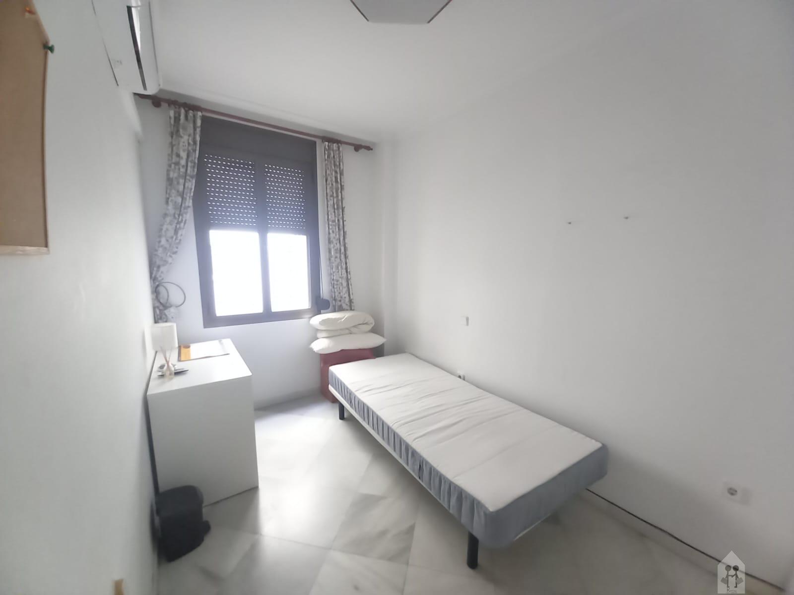 For sale of flat in Sevilla