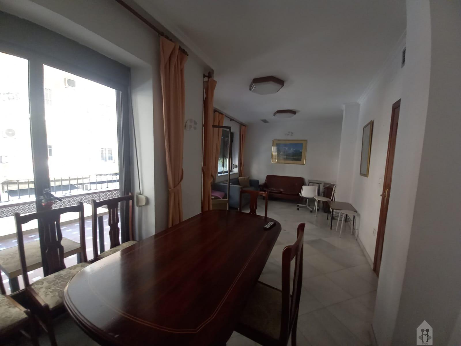 For sale of flat in Sevilla