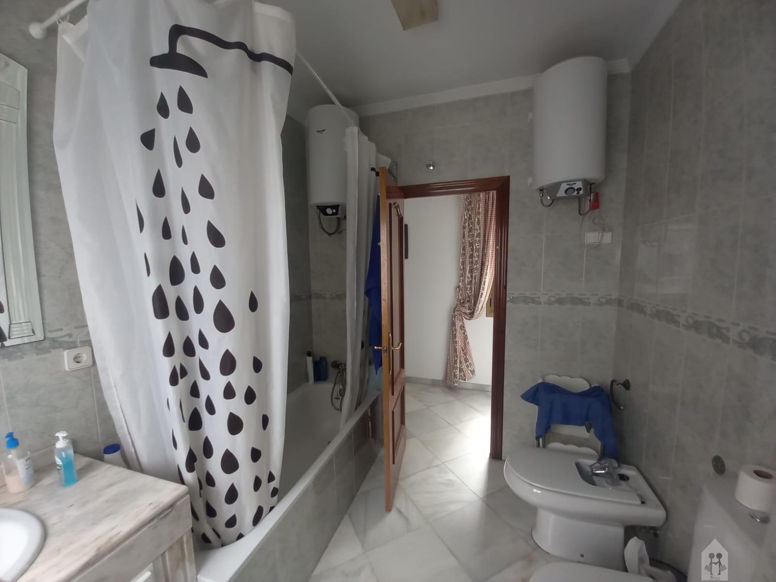 For sale of flat in Sevilla
