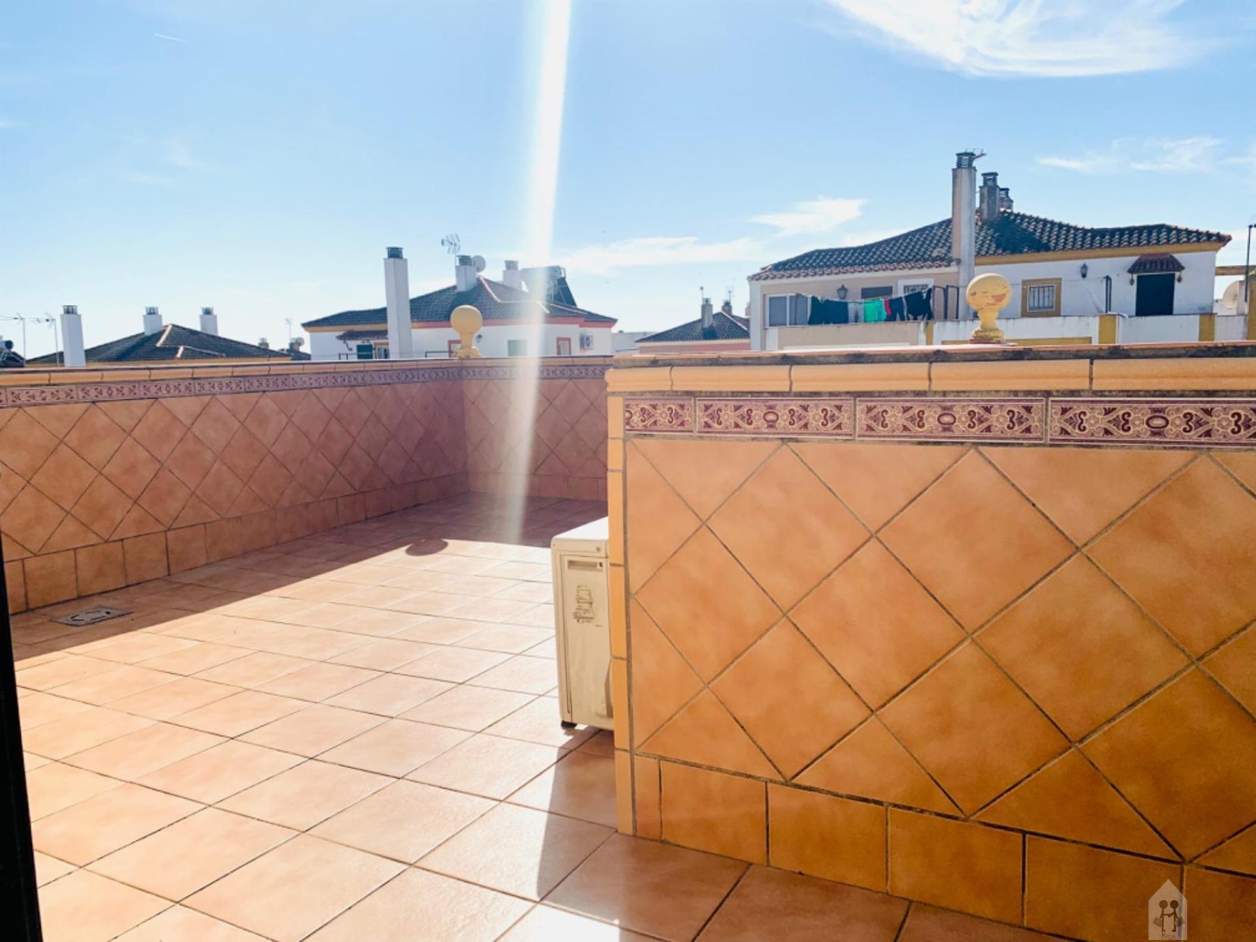 For sale of chalet in Castilleja de Guzmán