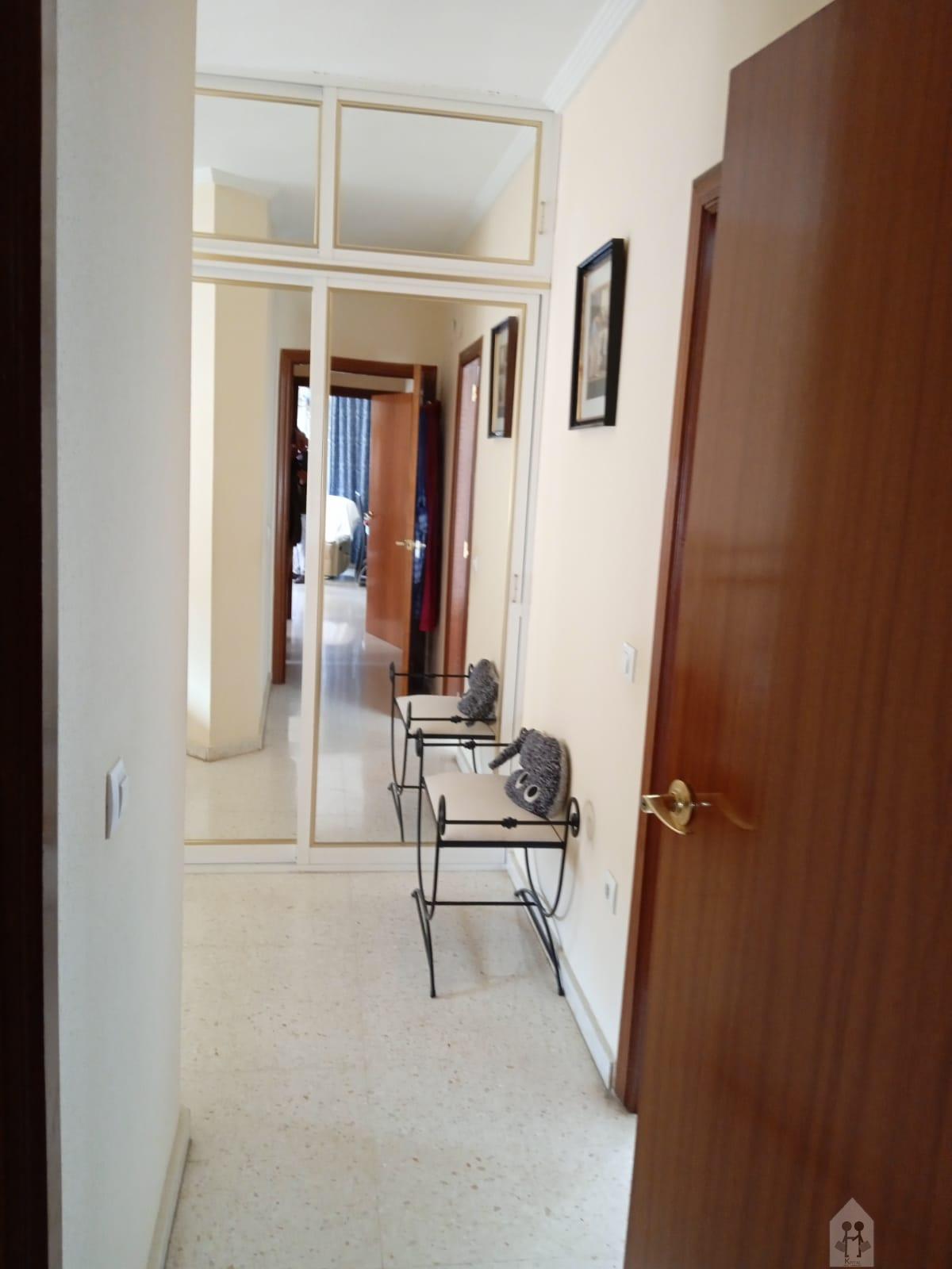 For sale of flat in Sevilla