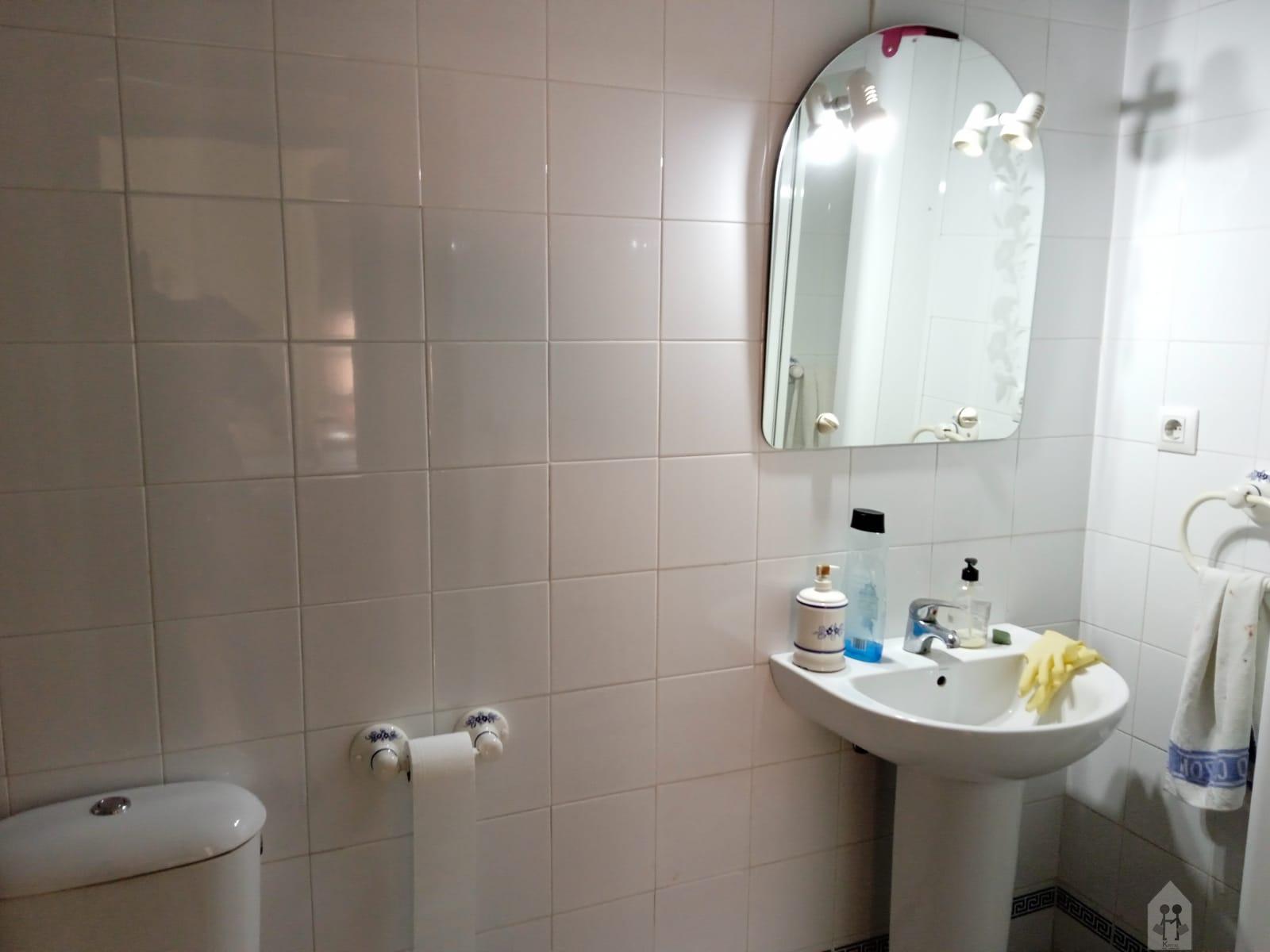 For sale of flat in Sevilla