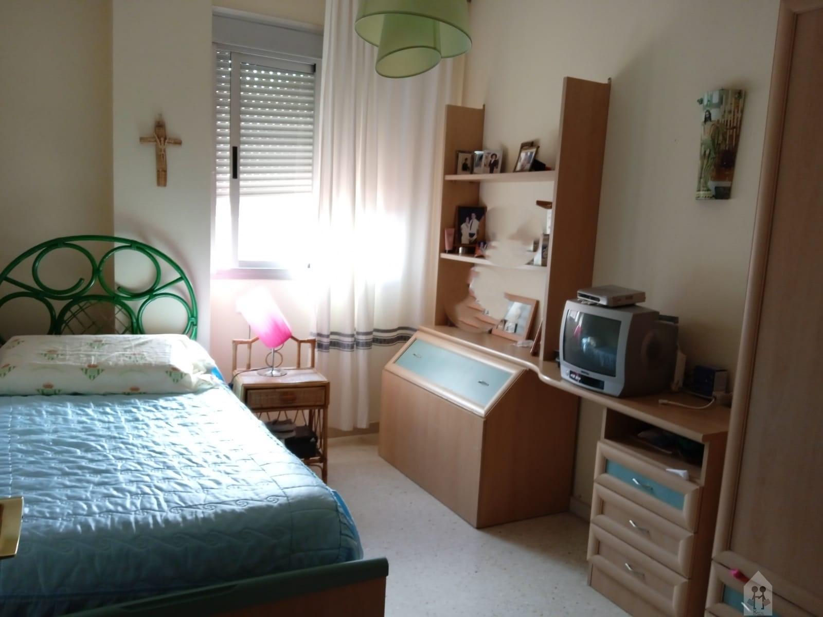 For sale of flat in Sevilla