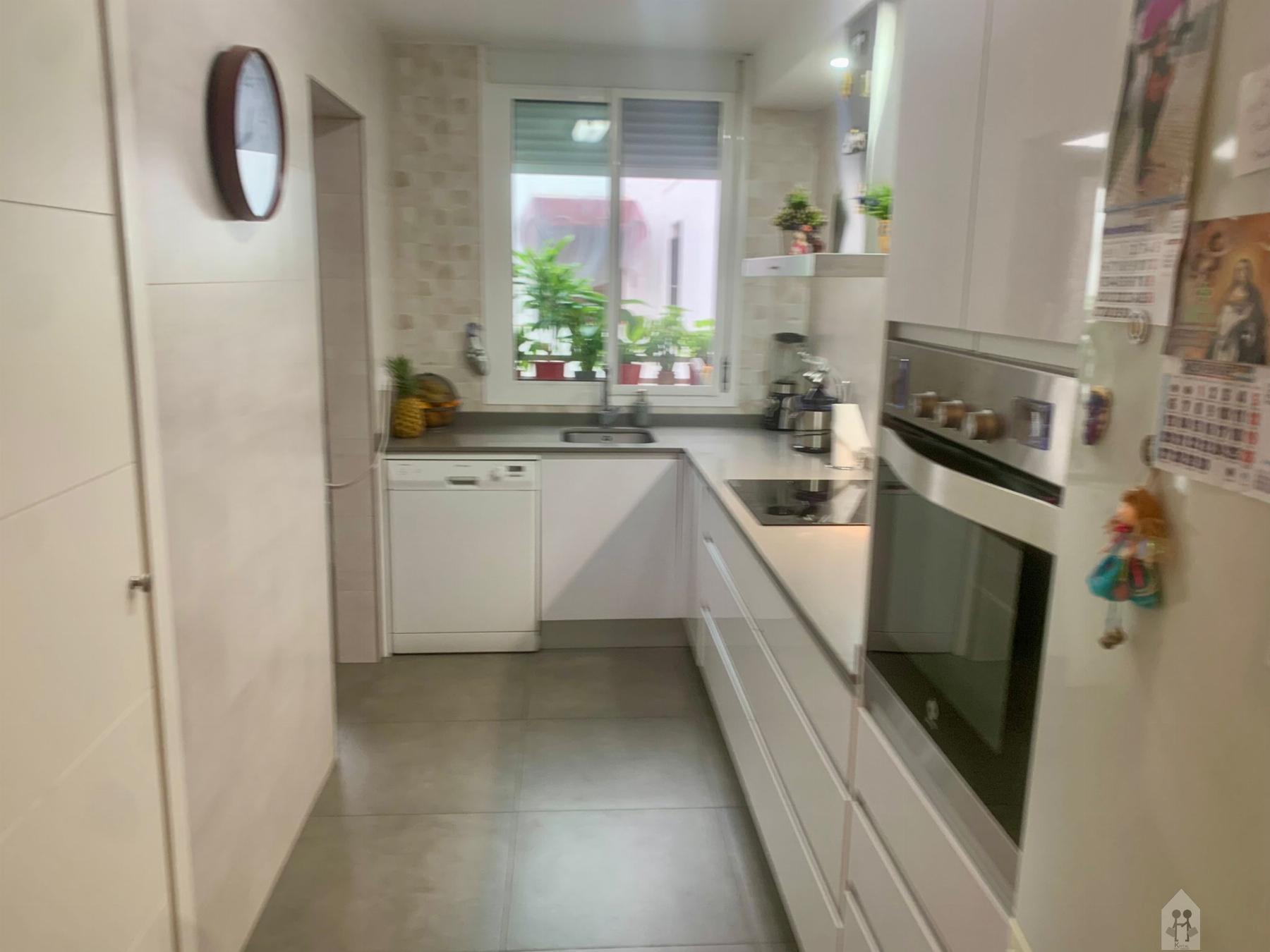 For sale of flat in Sevilla