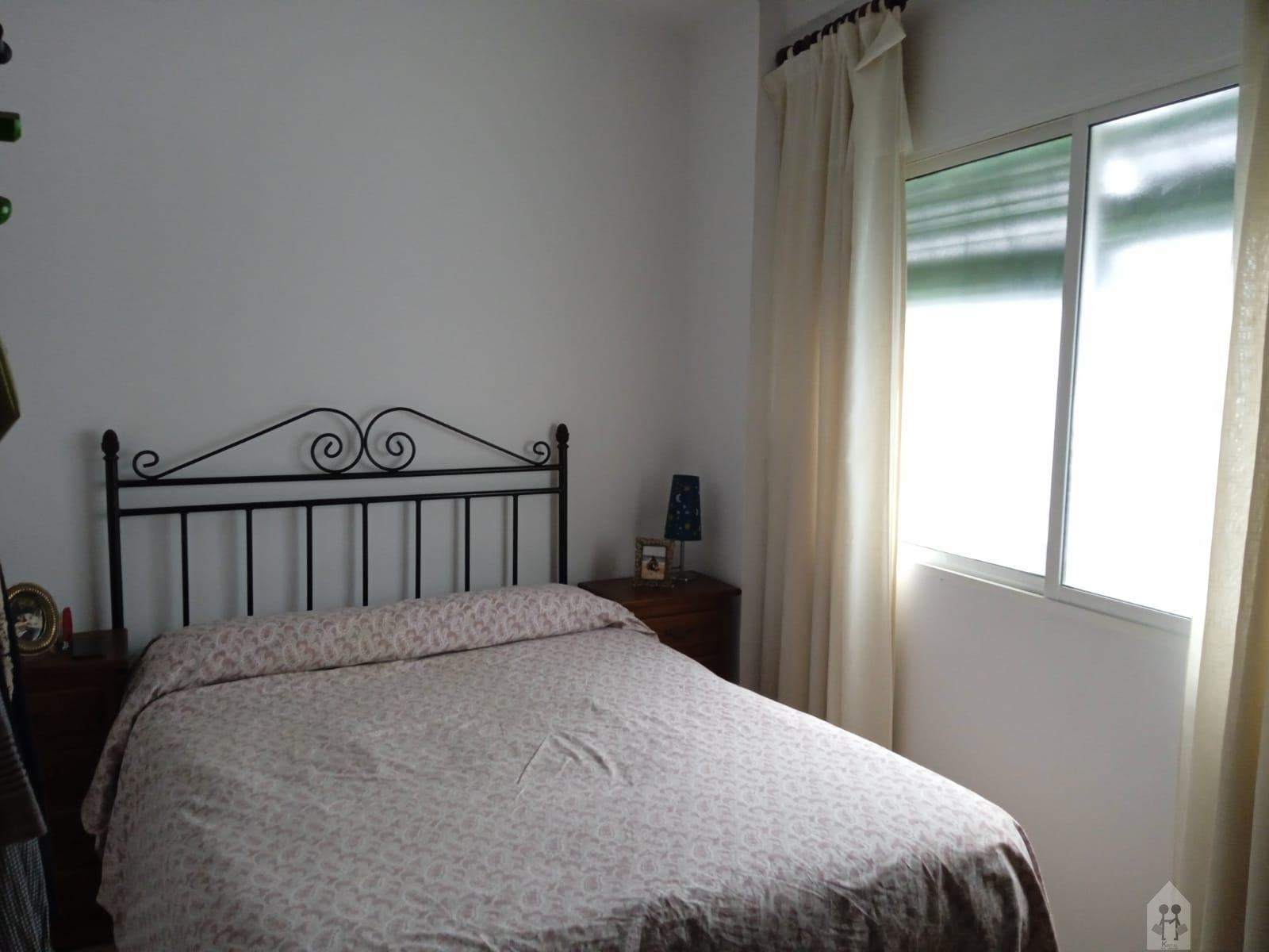 For sale of apartment in Sevilla