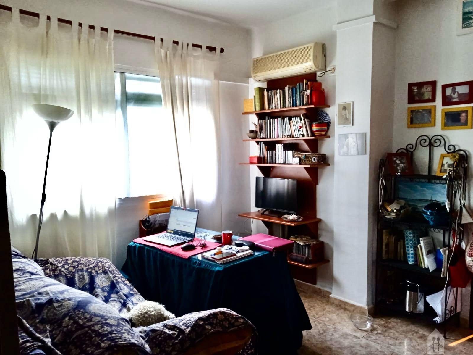 For sale of apartment in Sevilla