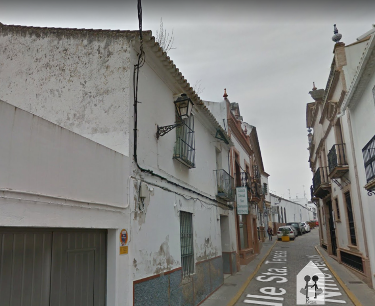 For sale of house in Sanlúcar la Mayor