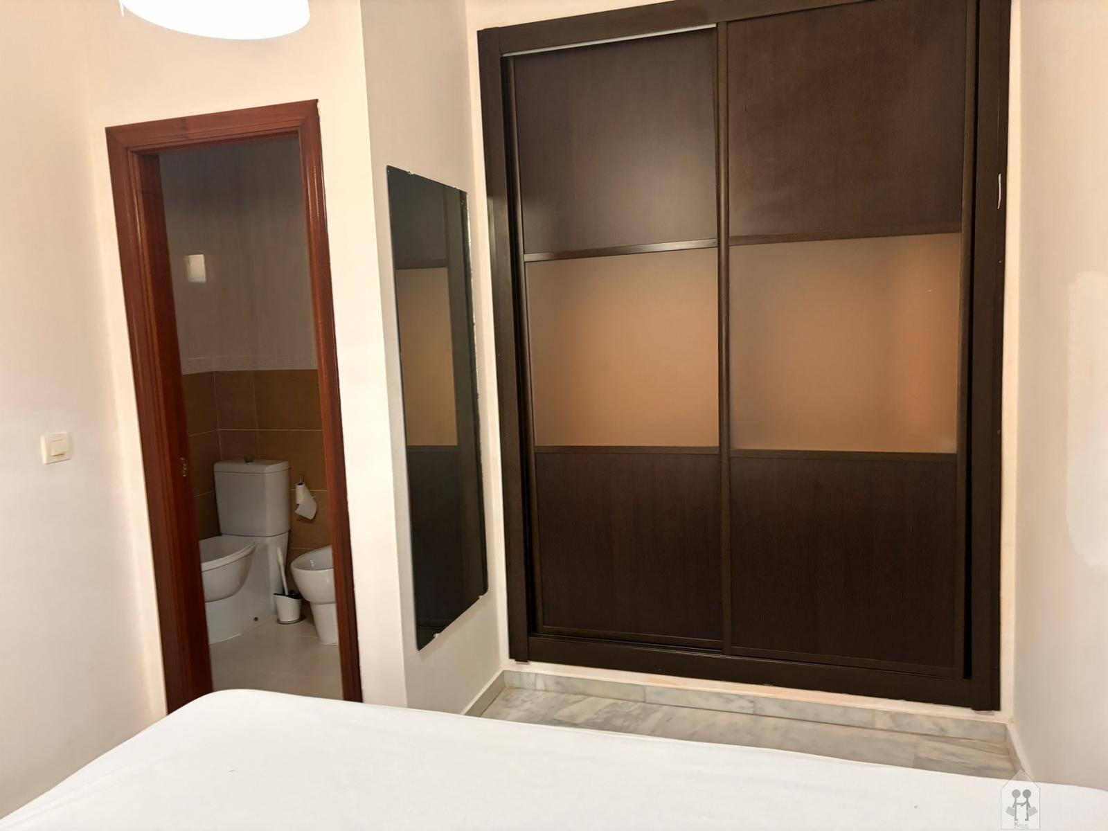 For sale of flat in La Algaba