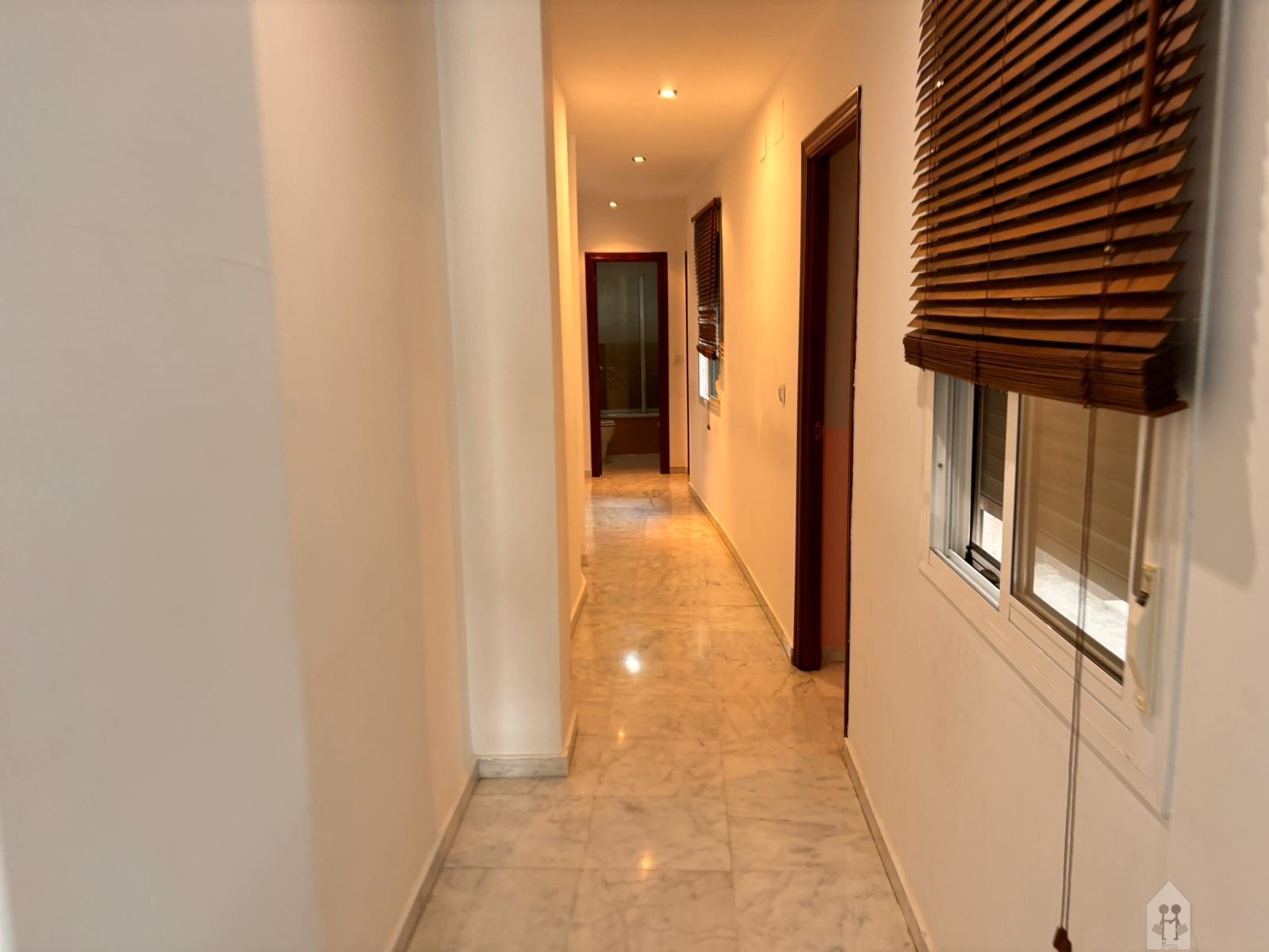 For sale of flat in La Algaba