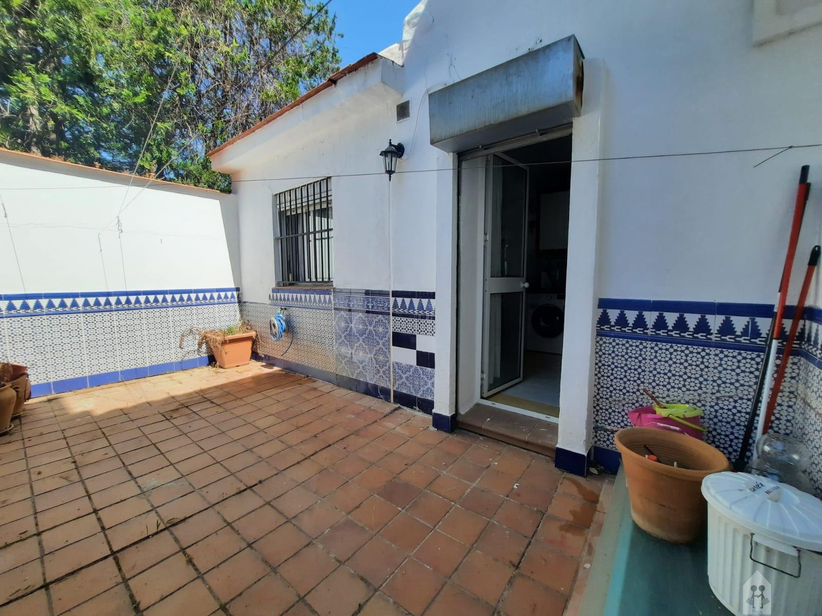 For sale of house in Tomares