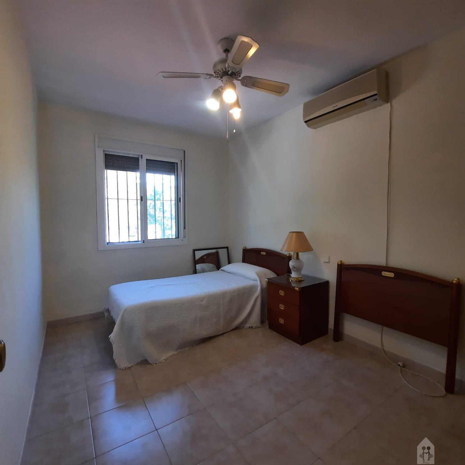 For sale of house in Tomares