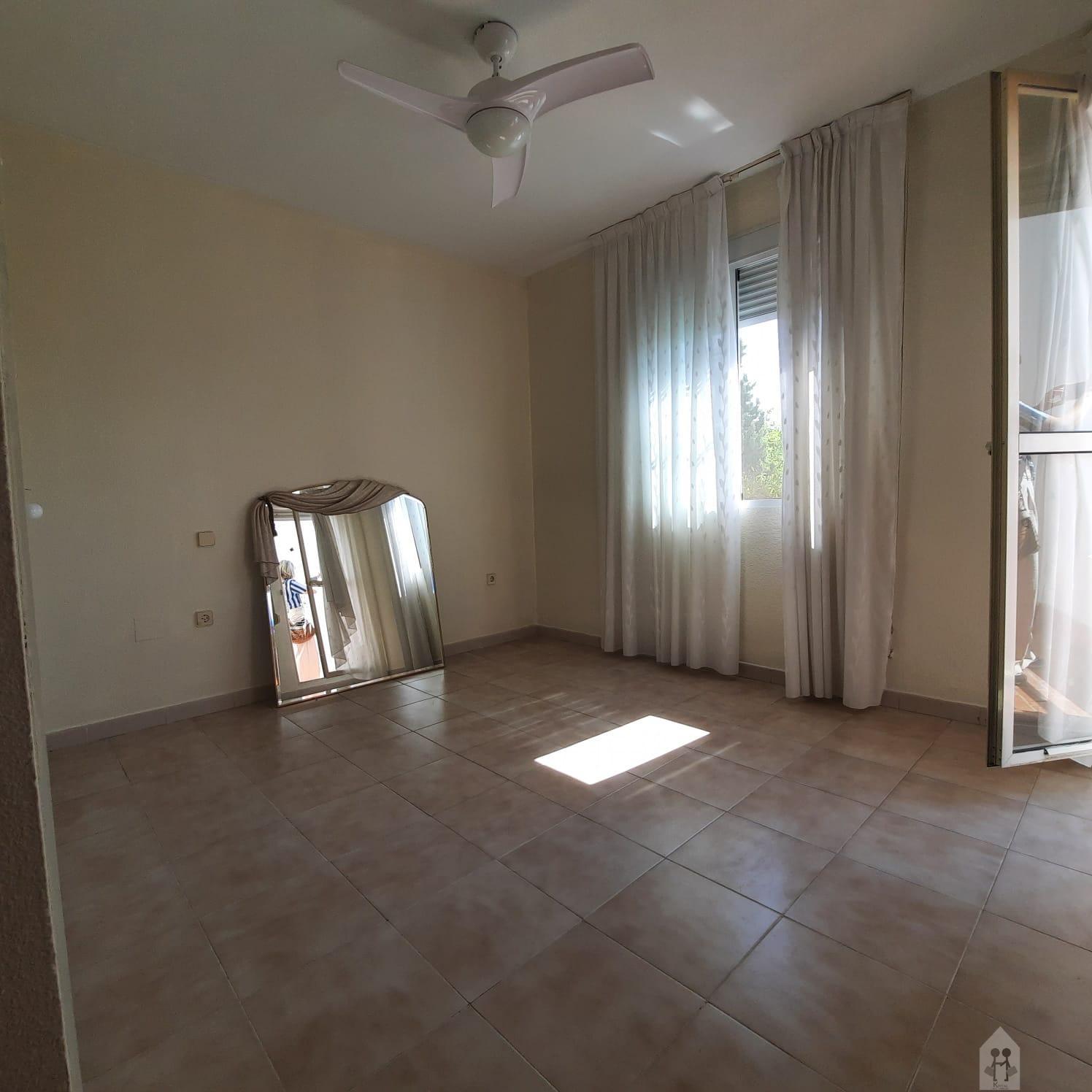 For sale of house in Tomares