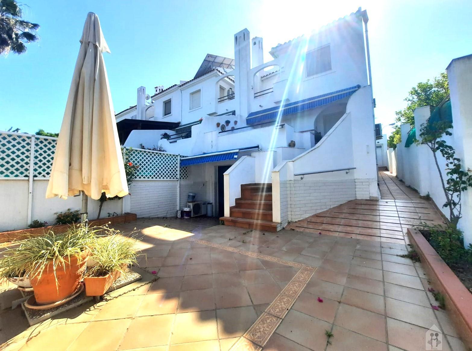 For sale of house in Tomares