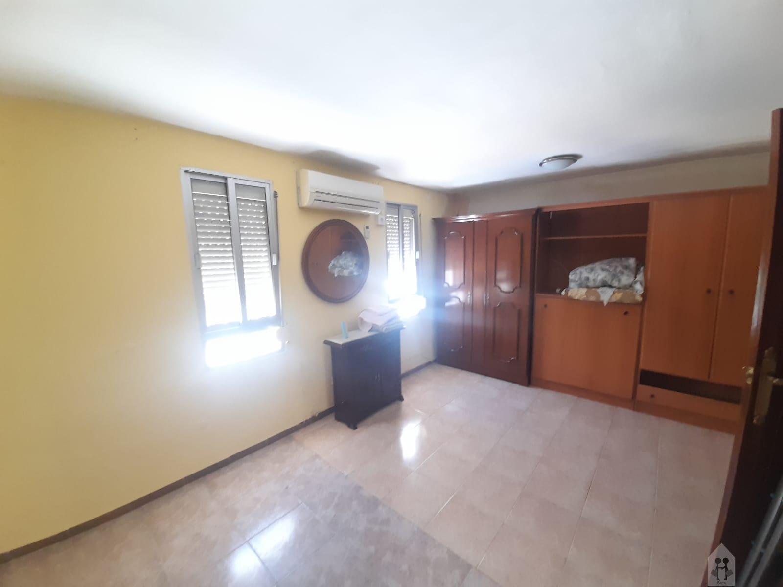 For sale of flat in Sevilla