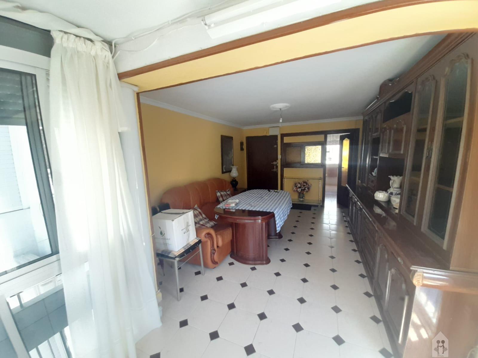 For sale of flat in Sevilla