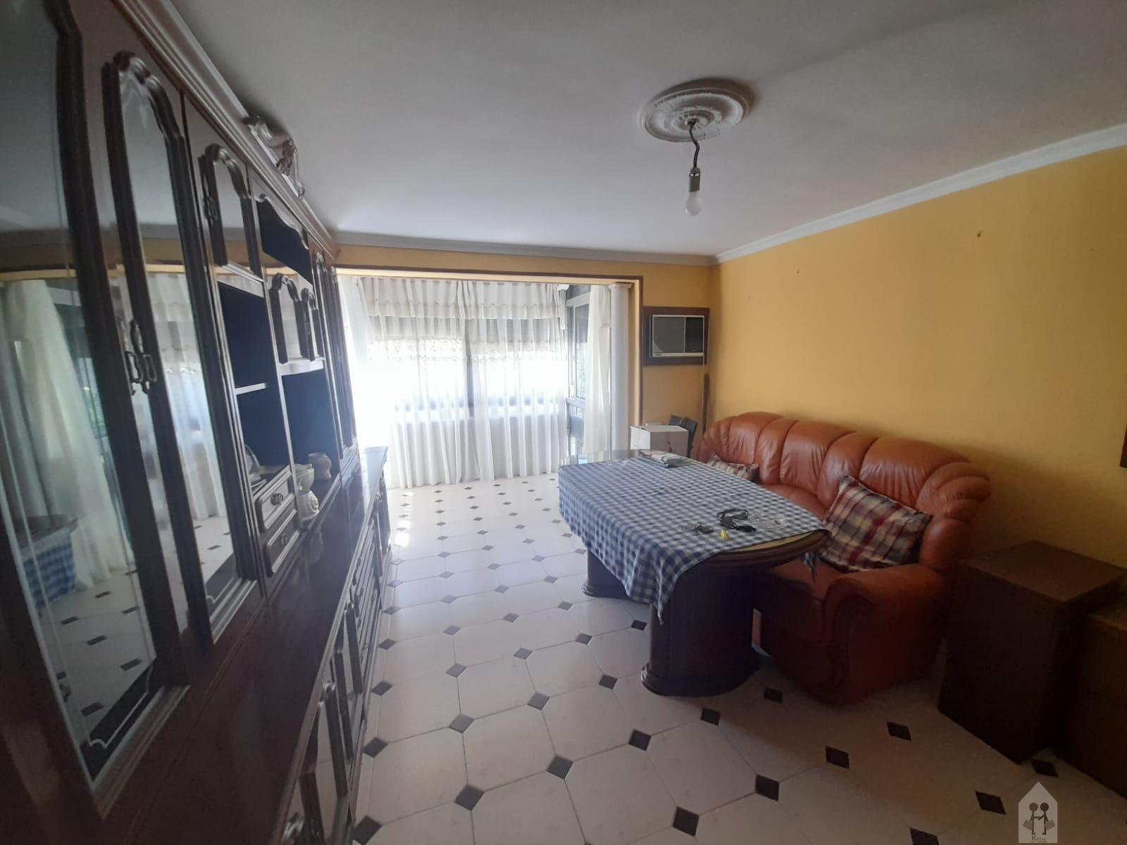 For sale of flat in Sevilla