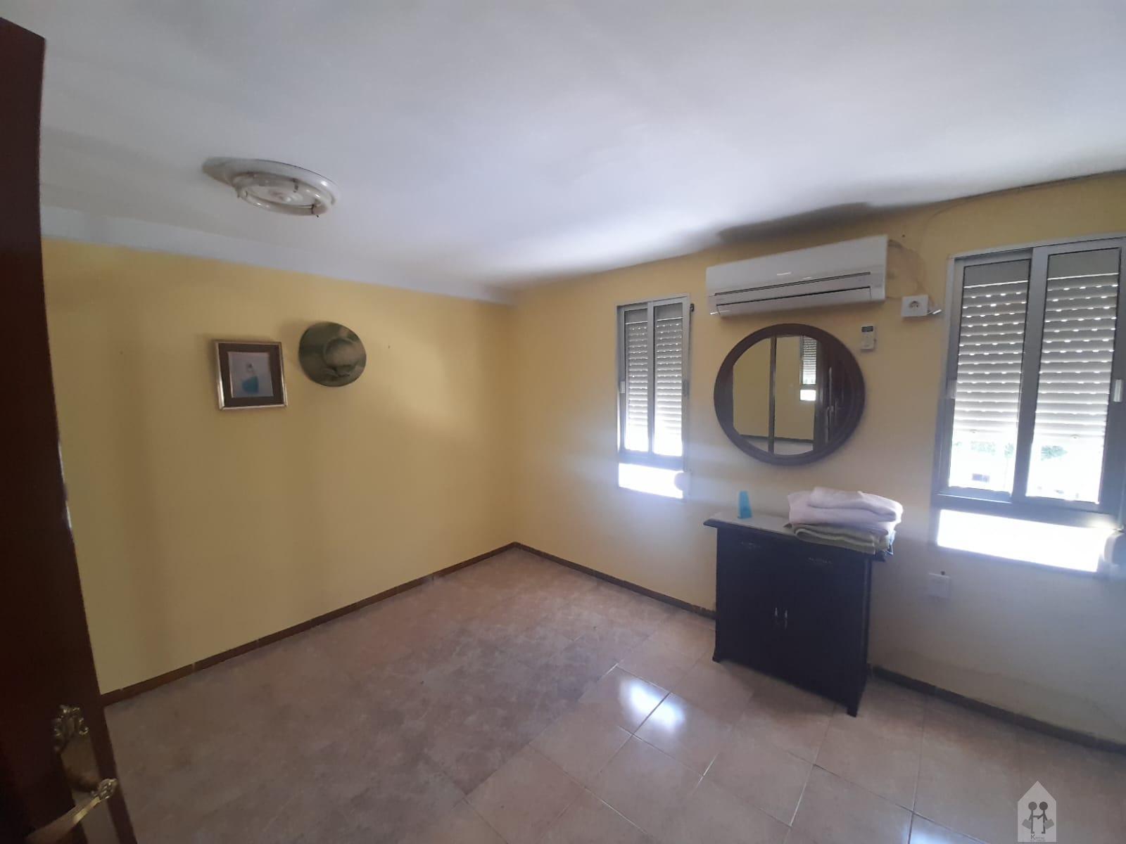 For sale of flat in Sevilla