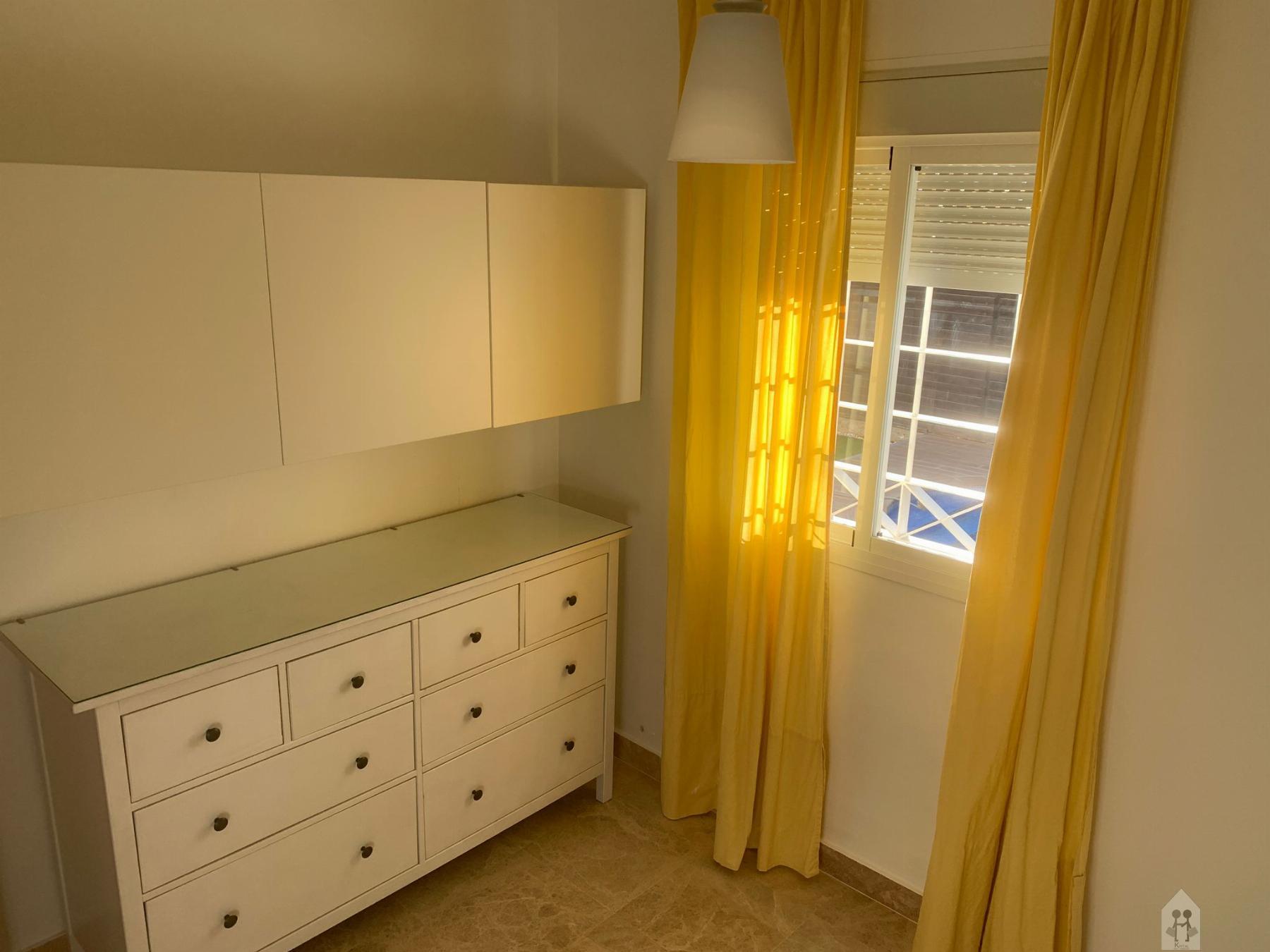 For rent of chalet in Dos Hermanas