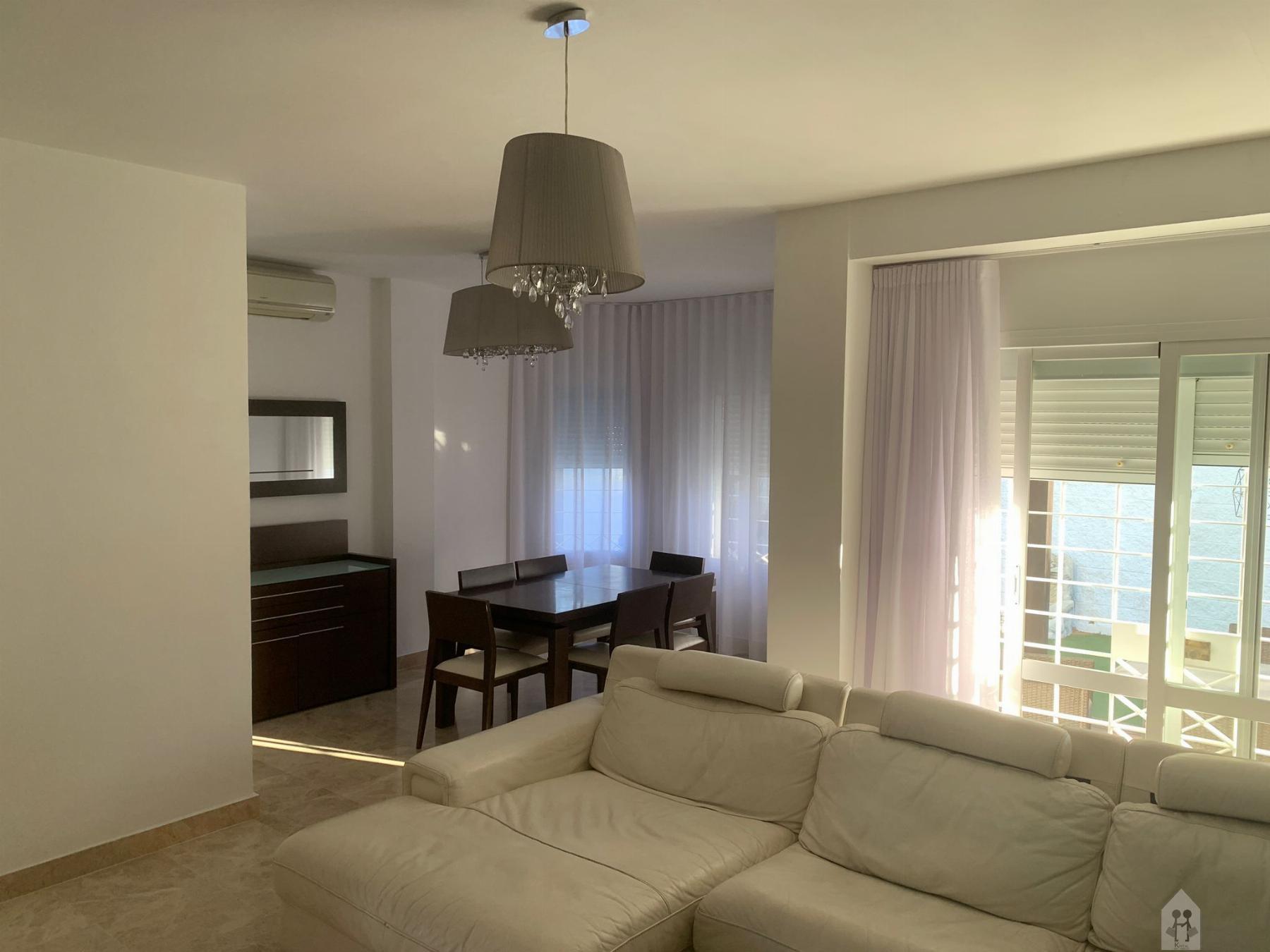 For rent of chalet in Dos Hermanas
