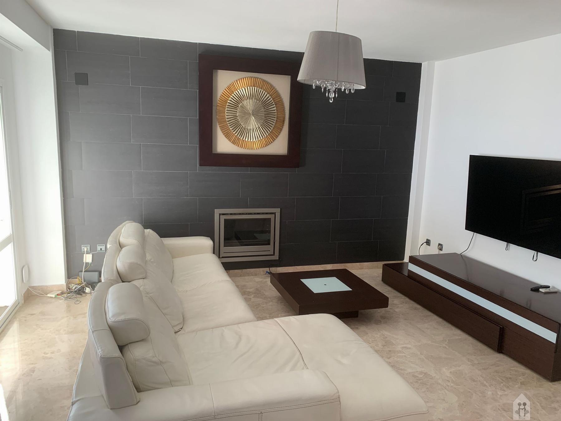 For rent of chalet in Dos Hermanas
