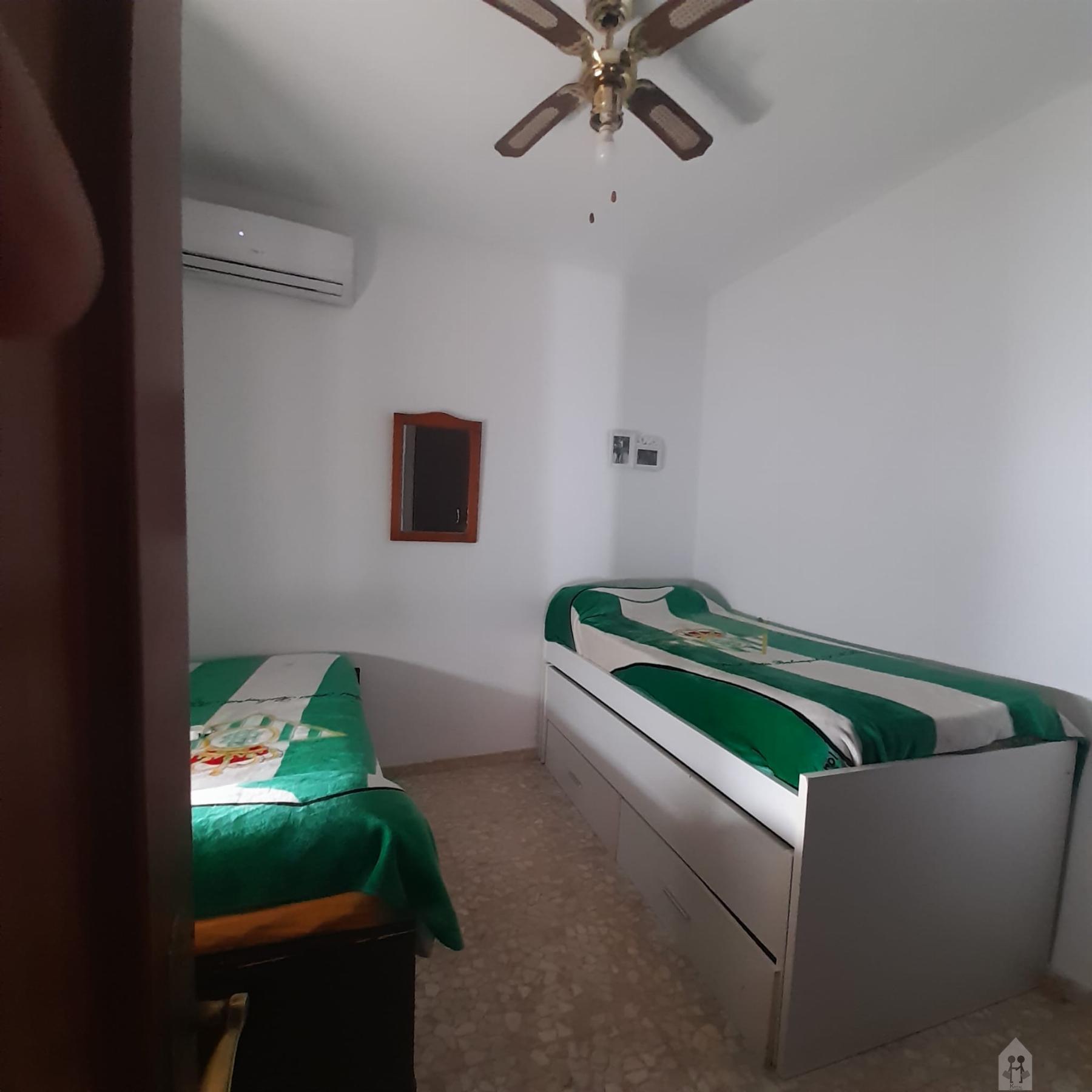 Venta de casa en Marchena