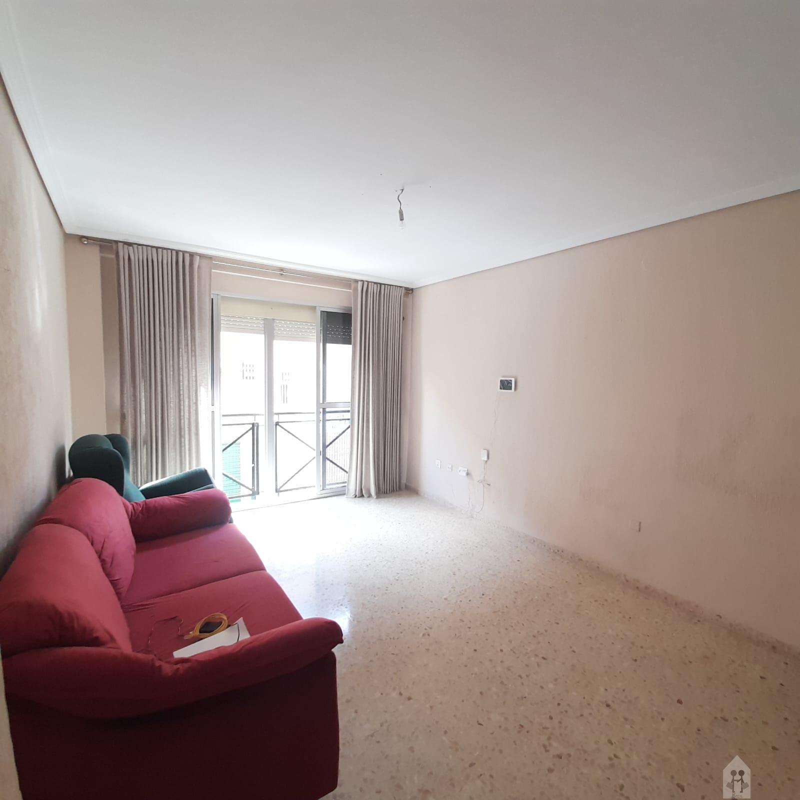 For sale of flat in Sevilla
