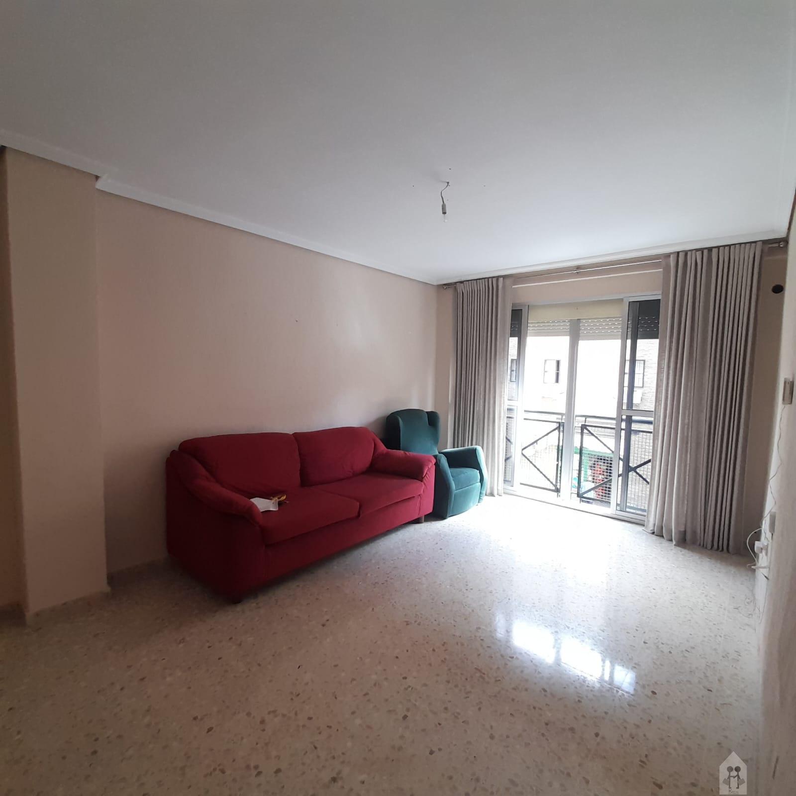 For sale of flat in Sevilla