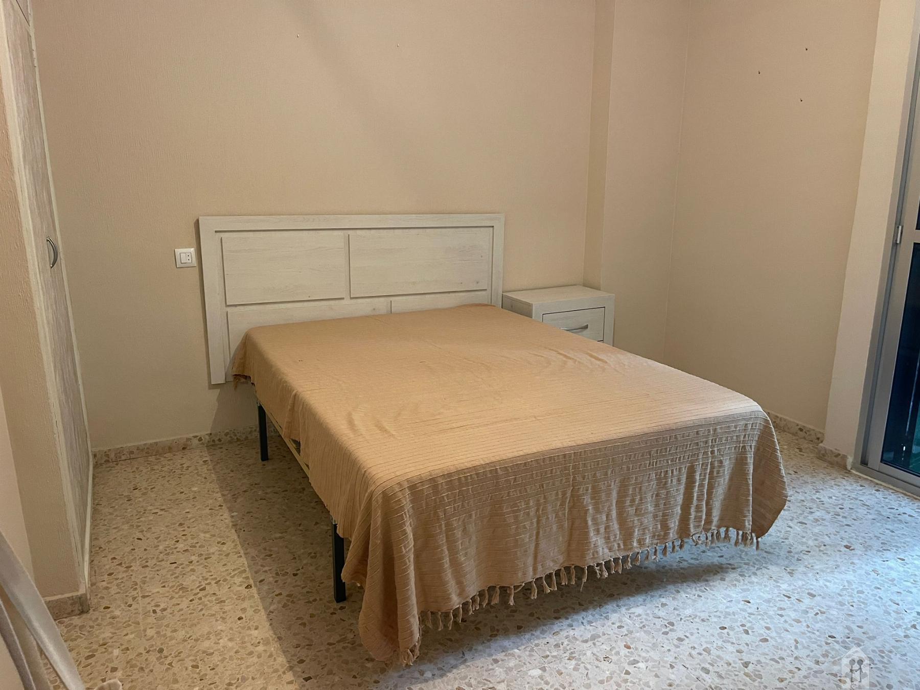 For sale of flat in Sevilla