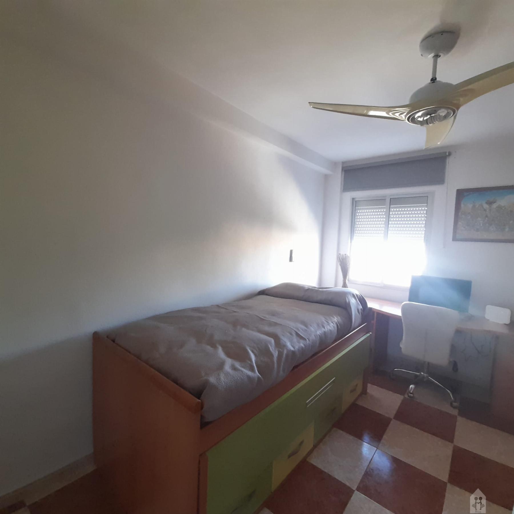 For rent of flat in Dos Hermanas