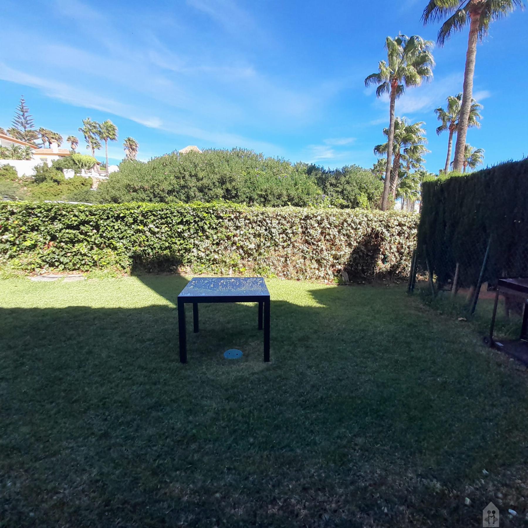 For sale of chalet in La Linea de la Concepcion