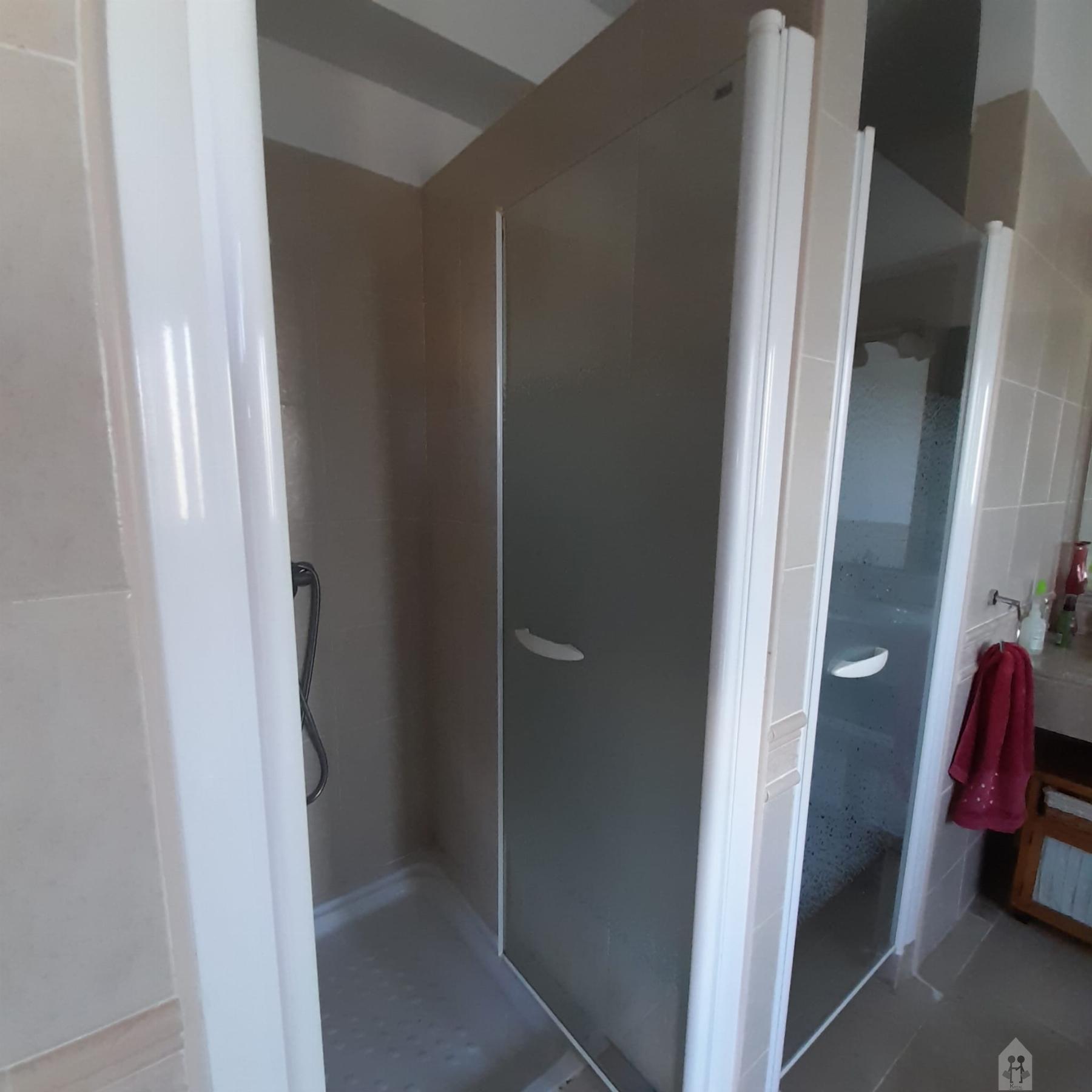 For sale of chalet in La Linea de la Concepcion