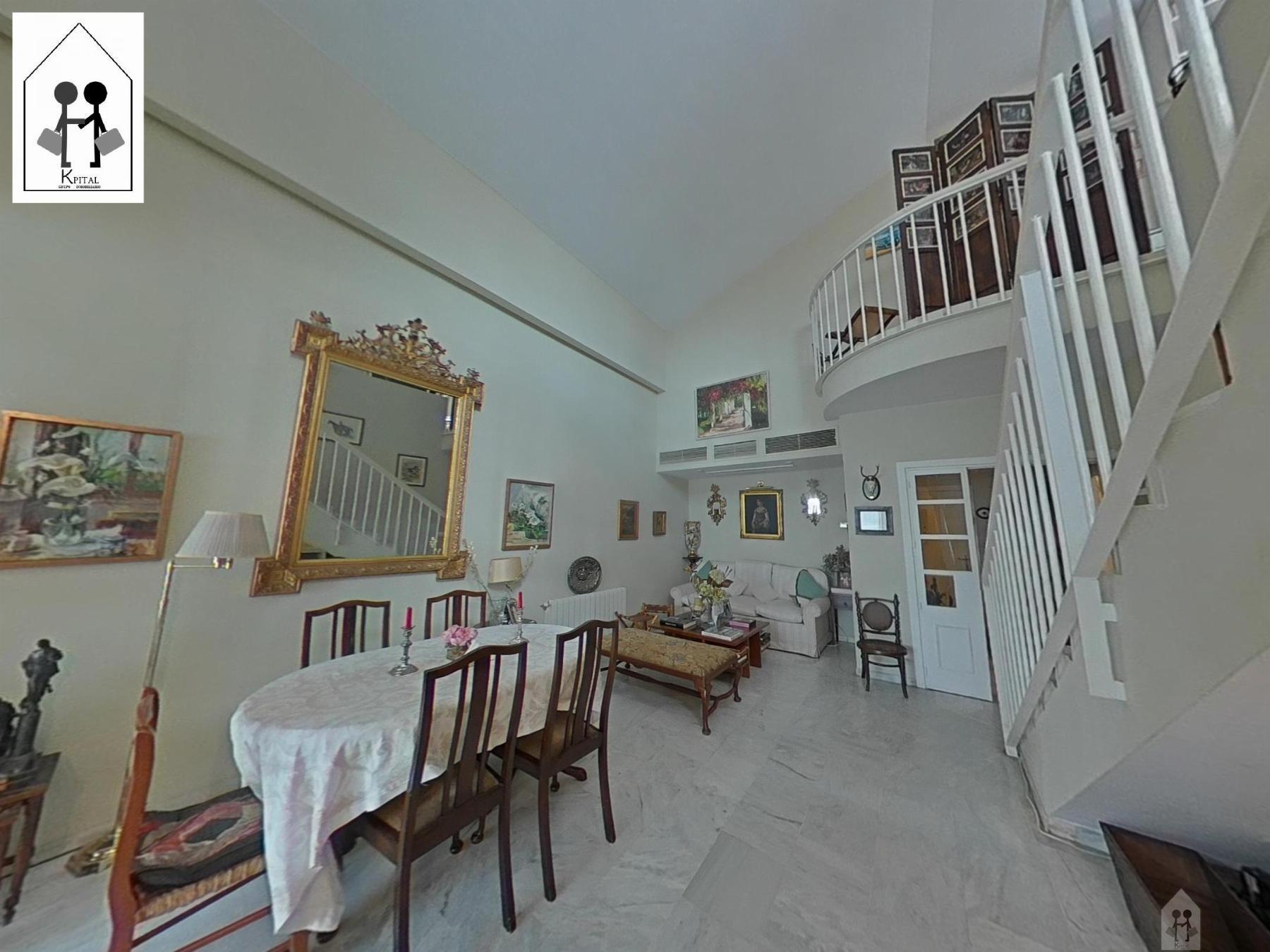 For sale of duplex in Sevilla