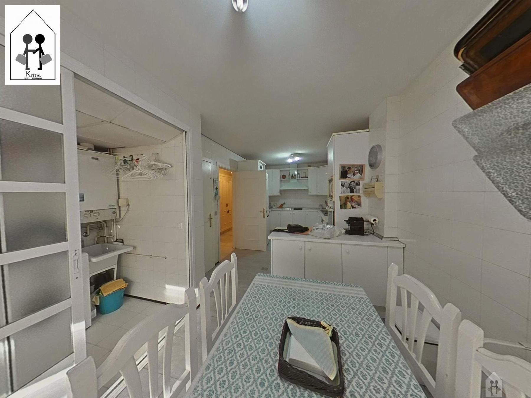 For sale of duplex in Sevilla