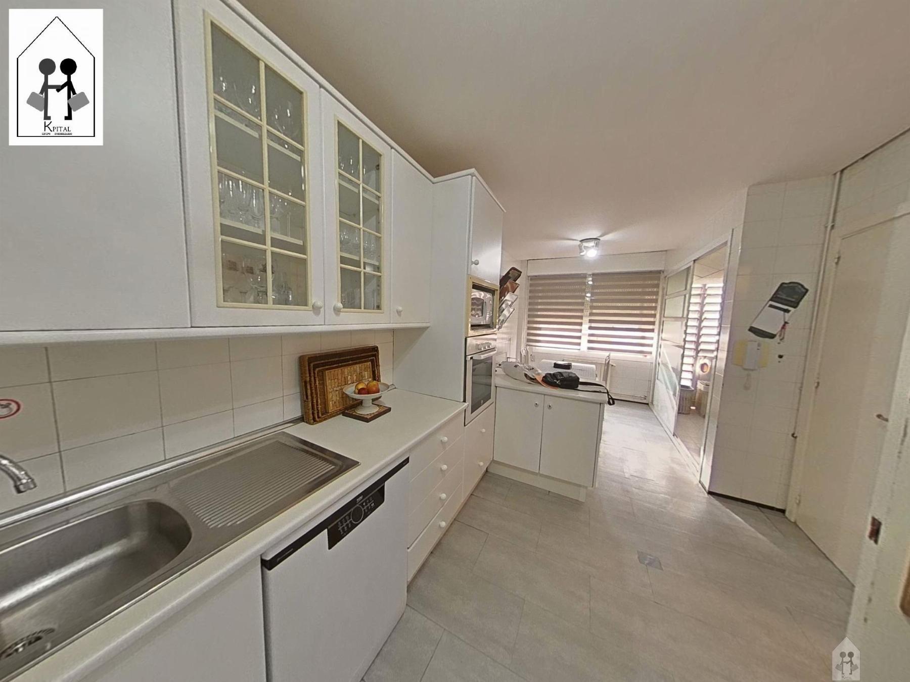 For sale of duplex in Sevilla